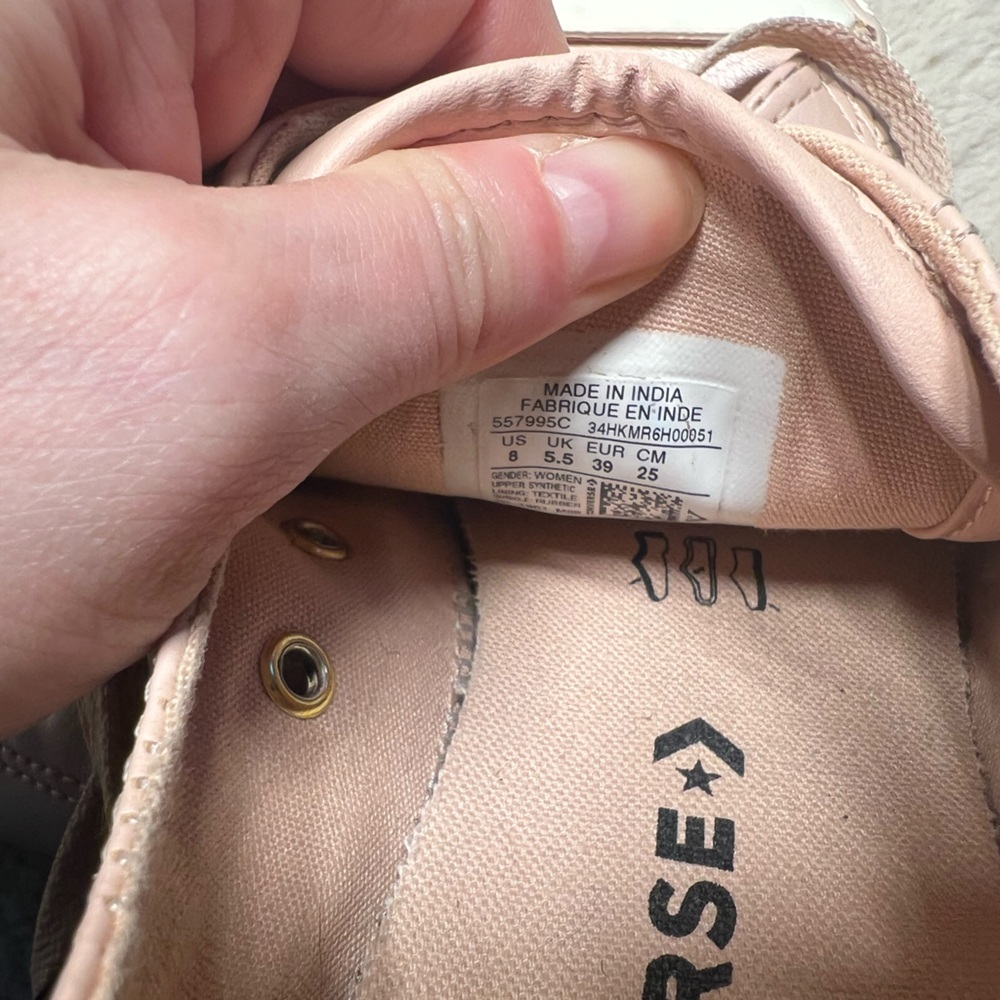 Pink Converse Women’s Size 8 - Picture 6 of 6